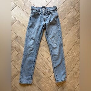 Abercrombie & Fitch men’s athletic Skinny Jeans in blue 28w 30L